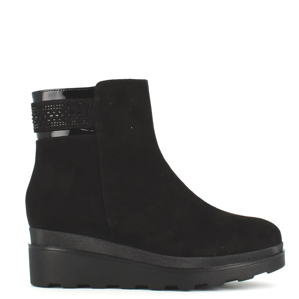 Cinders Shoe Heaven Ankle*Comart Wedge Ankle Boot with Jet Trim Black