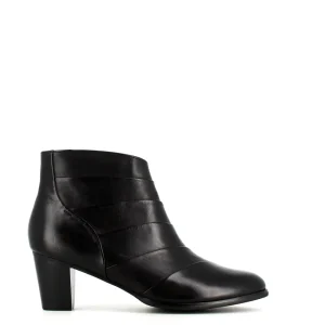 Cinders Shoe Heaven Ankle*Regarde Le Ciel Sonia Classic Ankle Boot Black