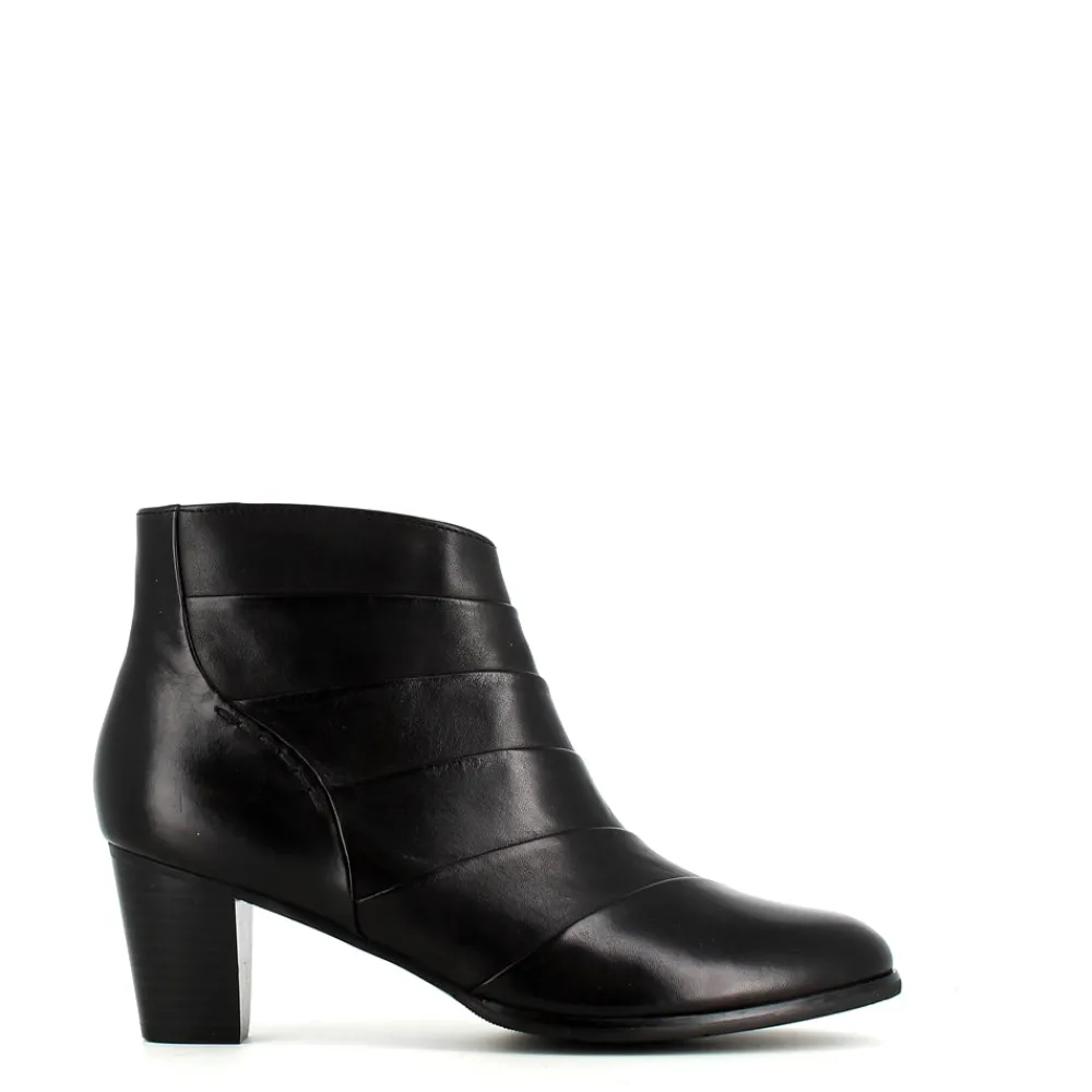 Cinders Shoe Heaven Ankle*Regarde Le Ciel Sonia Classic Ankle Boot Black