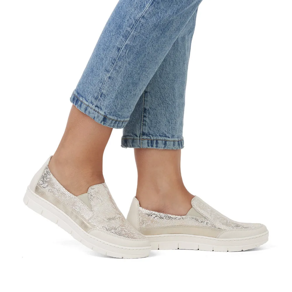 Cinders Shoe Heaven Wedge*Remonte Classic Loafer Shell Metal