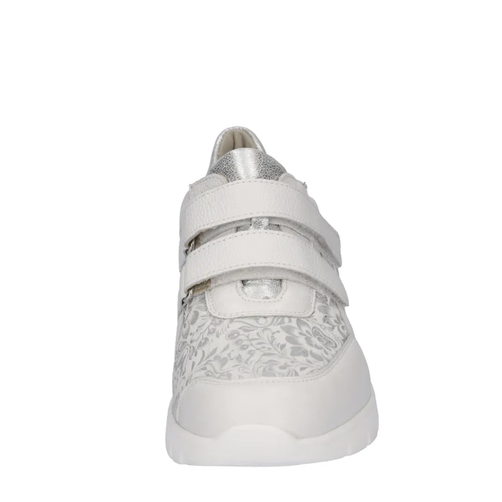 Cinders Shoe Heaven Trainers*Waldlaufer Ramona Velcro Trainer White Silver